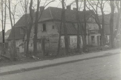 dworek, skan 3