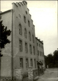 budynek uż. publ., skan 3