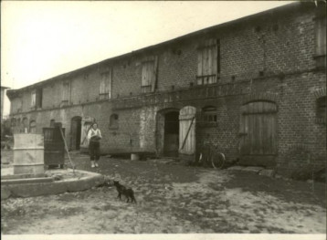 budynek mieszkalno-gospodarczy, skan 3