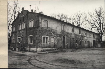 budynek mieszkalno-gospodarczy folwarczny, skan 2