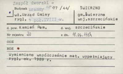 budynek bramny - zespół dworski, skan 1