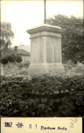 pomnik, skan 2