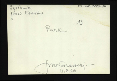 3 fotografie czarno-białe przedstawiające fragment elewacji frontowej pałacu oraz pobliski park; 11 sierpnia 1956 r.                                           , skan 6