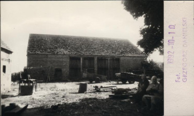 stodoła, skan 2