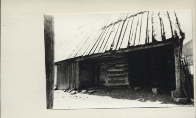 stajnia - zabudowania, skan 2