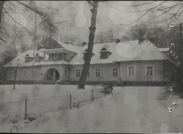 zespół dworski - dwór, skan 3