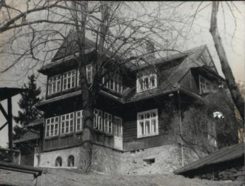 willa Zbyszek, ob. siedziba ODGW, skan 3