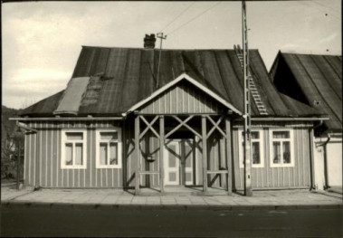 dom, skan 7