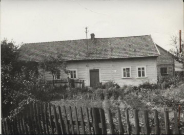 dom i stajnia, skan 2