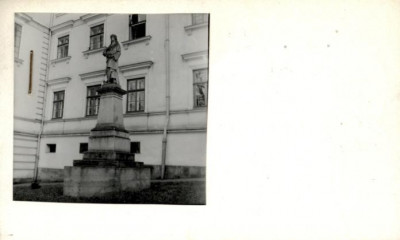 figurka, skan 2