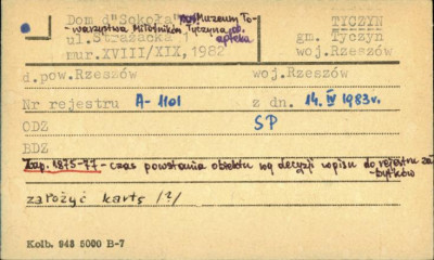 dom d. Sokoła, późn. muzeum towarzystwa miłośników Tylczyna, ob. apteka, skan 1