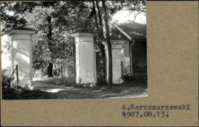 brama wjazdowa, skan 2