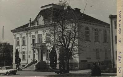 budynek liceum, ob. Urząd Wojewódzki, skan 2