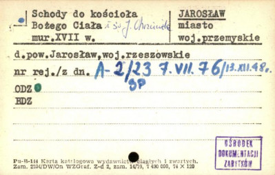 schody do kościoła Bożego Ciała i J. Chrzciciela z podestami i posągami, skan 1