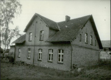 dom mieszkalny w zespole młyna wodnego, skan 3