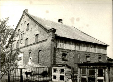 budynek gospodarczy, skan 3