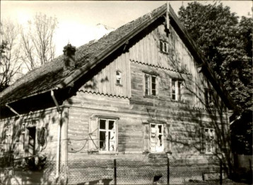 dom, skan 4