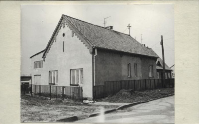budynek gospodarczy, ob. dom, skan 2