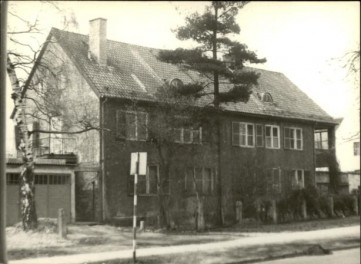 dom, skan 4