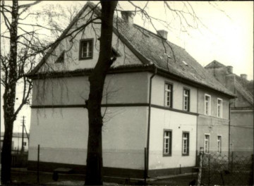 dom, skan 4