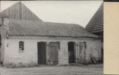budynek gospodarczy przy domu, skan 2