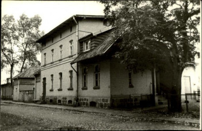 budynek dworcowy, skan 3