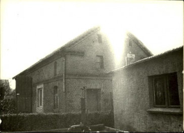 budynek gospodarczy, ob. gospodarczo-mieszkalny, skan 3