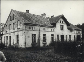 dwór - zespół dworsko-folwarczny, skan 4