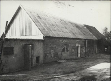 obora - stodoła, skan 3
