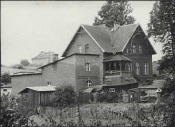 dom, skan 6