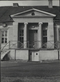dwór, skan 6