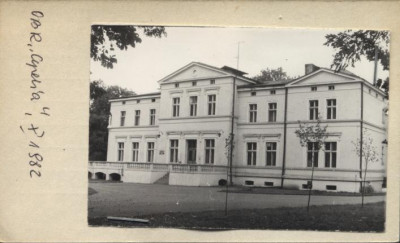 dwór, ob. PGR, skan 2