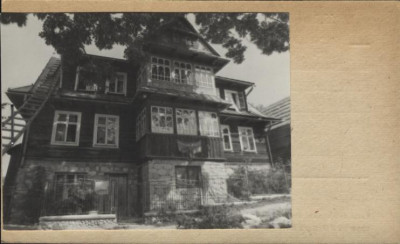 willa z ozdobn. werandą, skan 2