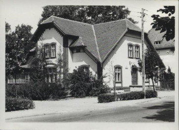 dom, ob. USC, skan 4