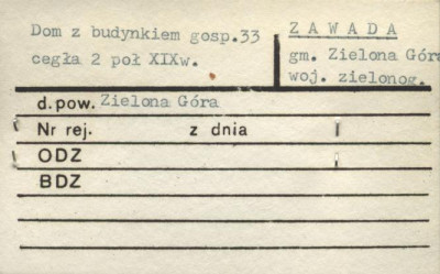 dom z budynkiem gospodarczym, skan 1