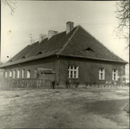 zespół pałacowy - oficyna, skan 2