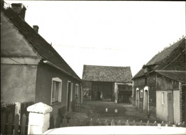 stodoła w zagrodzie, skan 2