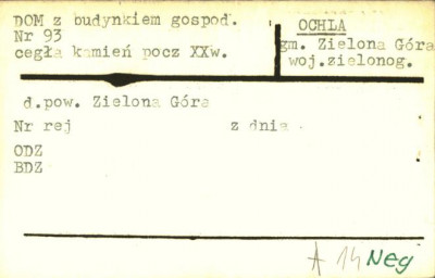 dom z budynkiem gospodarczym, skan 1