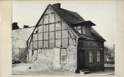 dom, skan 4
