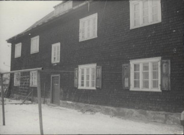 dom, skan 4