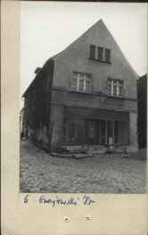 dom, skan 4