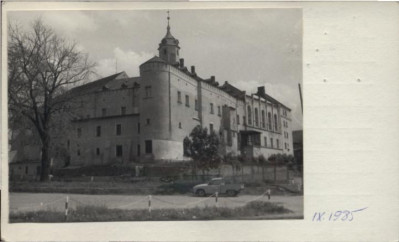 zamek, ob. spółdzielnia, skan 2
