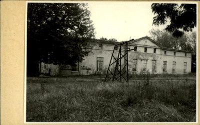 dwór, ob. technikum budowlane, skan 2