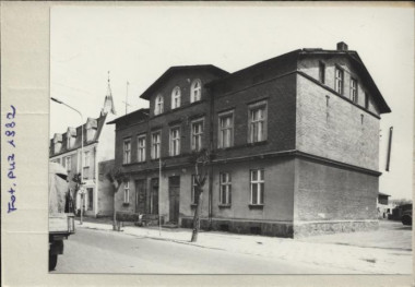 dom mieszkalny, sklep, skan 2