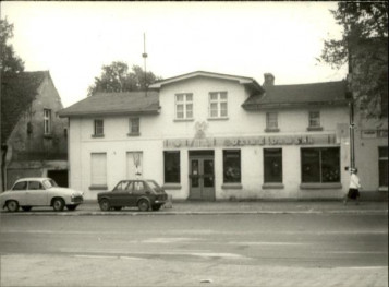 dom mieszkalny, sklep, skan 3