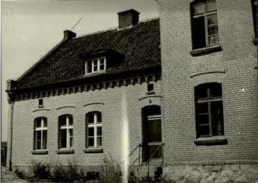 dom mieszkalny ob. siedziba TZUP i spółek wodnych, skan 3