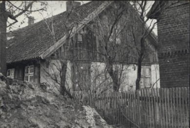 dom, skan 4
