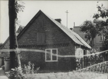 dom, skan 4