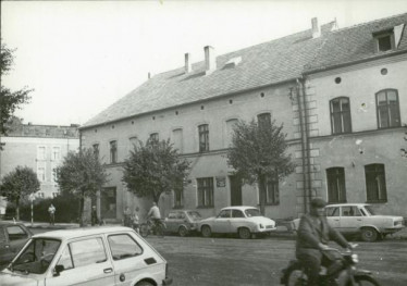 dom mieszkalny, sklep, skan 3