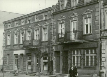 dom mieszkalny, urząd, skan 3